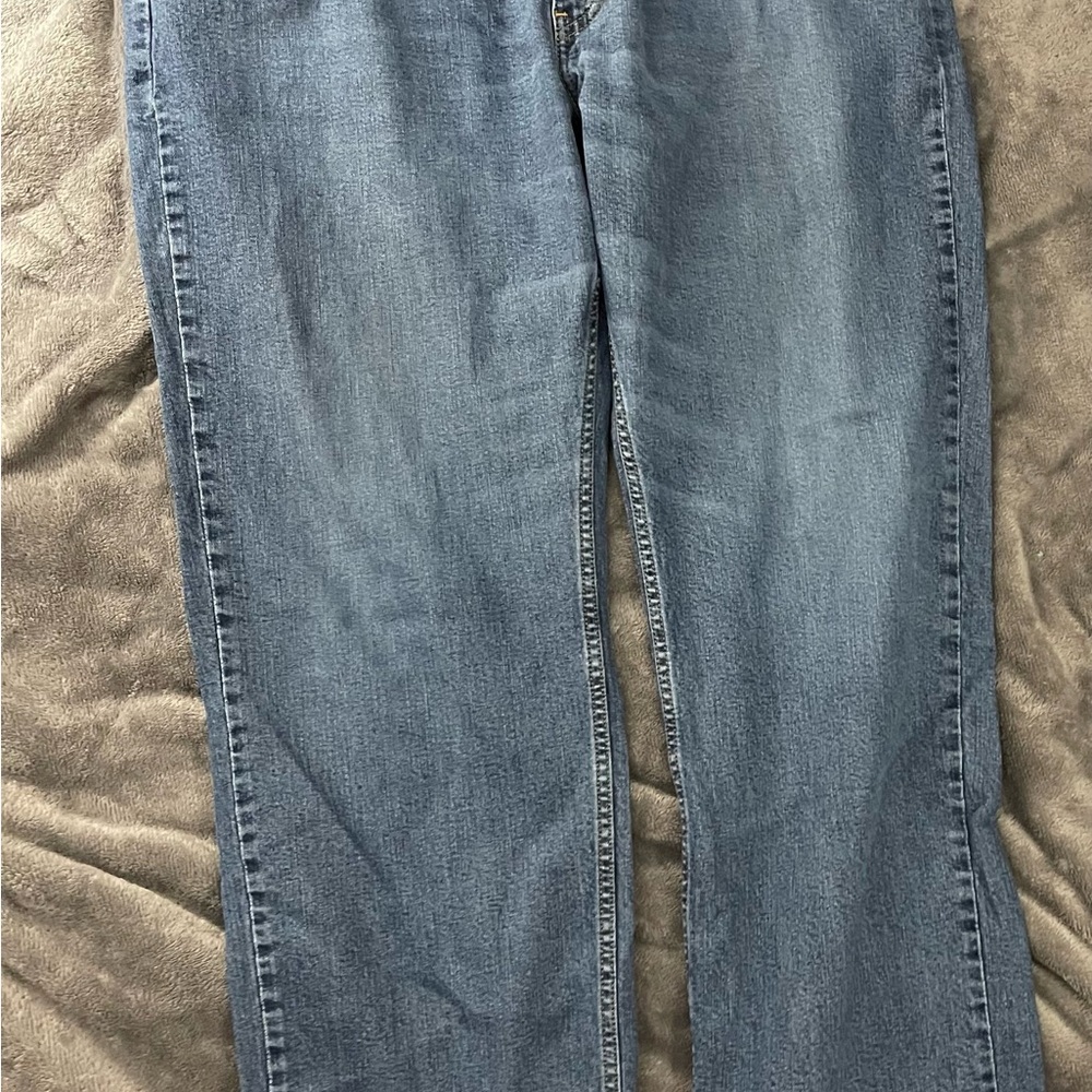 Levi's Men's Blue Jeans - Picture 3 of 7